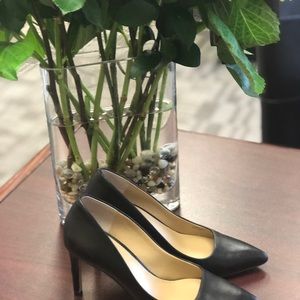 Ann Taylor black heels